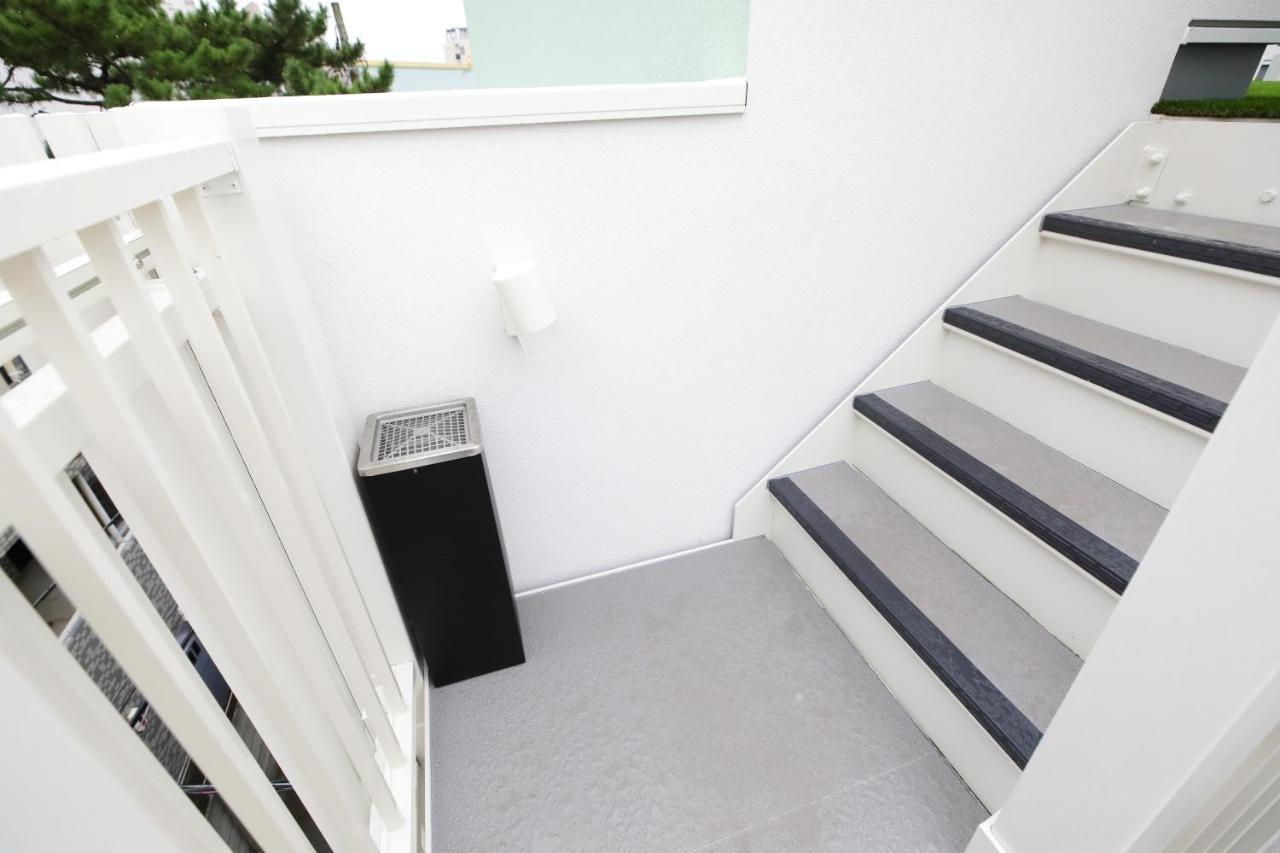 Ferienwohnung Aqa Art 江の島 Fujisawa Exterior foto